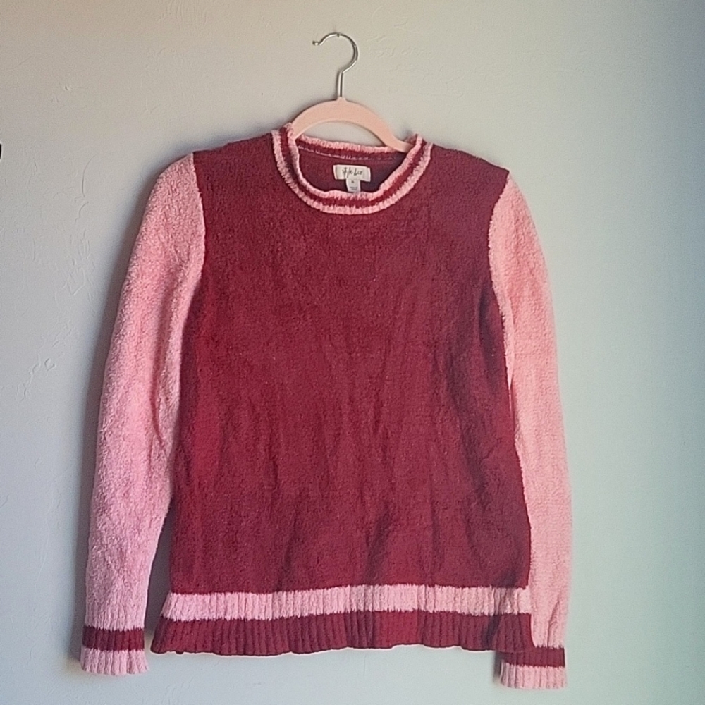 Style Co Sweater Women XL Red Pink Soft Fleece Long Sleeves Pullover NWT